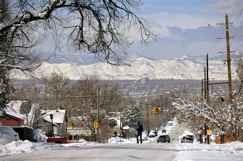 Photos A Day After Massive Snowstorm Denver And The Front Range Dig
