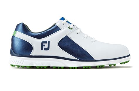 Dedicated to utilizing superior materials, design, craftsmanship, and technology, footjoy is widely considered a mainstay at the top of the golf shoe and apparel category. FootJoy Pro/SL spikeless golf shoe review | Reviews ...