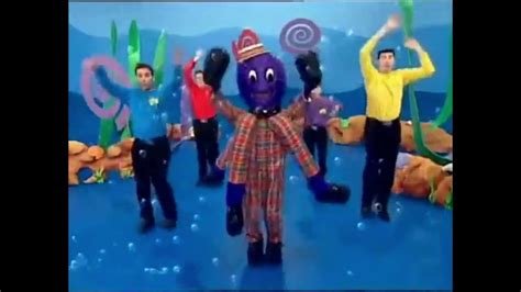The Wiggles Move Your Arms Like Henry Xuxa Version Youtube