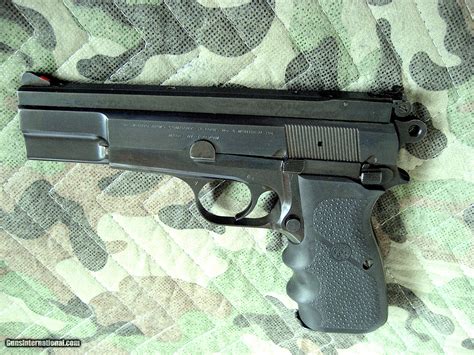 Browning Arms Hi Power 9mm Pistol With Full Length Bo Mar Adjustable