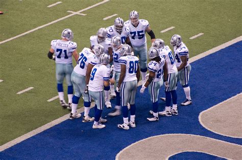 File:Cowboys huddle.jpeg - Wikimedia Commons