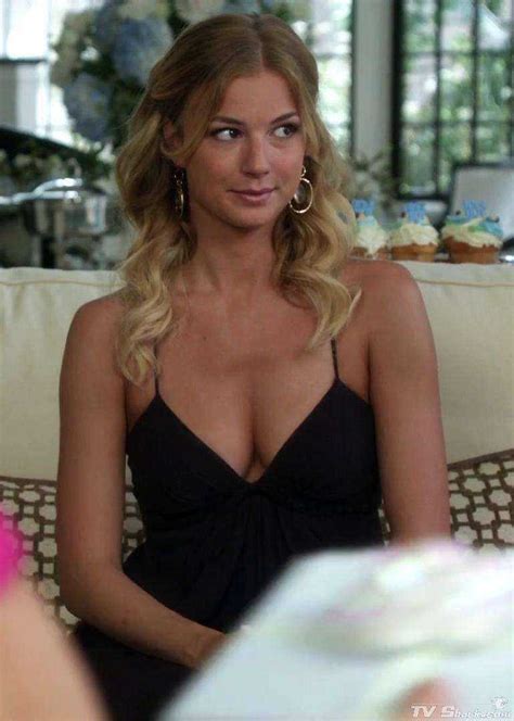 50 Nude Pictures Of Emily VanCamp Which Will Make You Swelter All Over