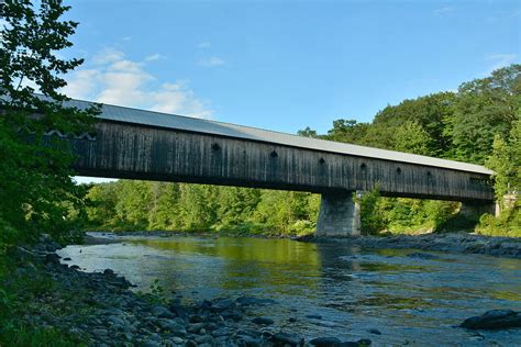 Dummerston Covered Bridge Photograph By Stephen Path