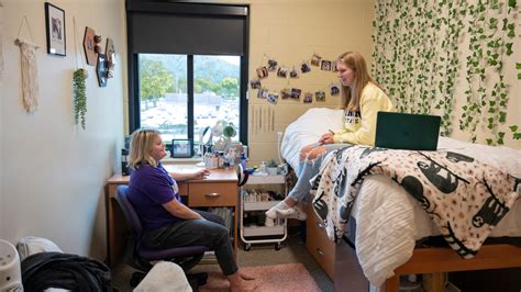 Tips For Finding A College Roommate Admissions