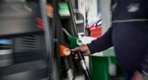 Βενζίνη Συνεχίζεται το ράλι ανόδου στην τιμή της Δεύτερη ακριβότερη