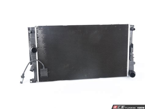 Genuine Bmw 17118672106 Radiator 17 11 8 672 106