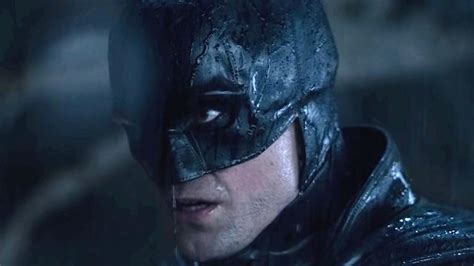 Fans Told Looper They Don't Want This Rogues Gallery Member In A Live