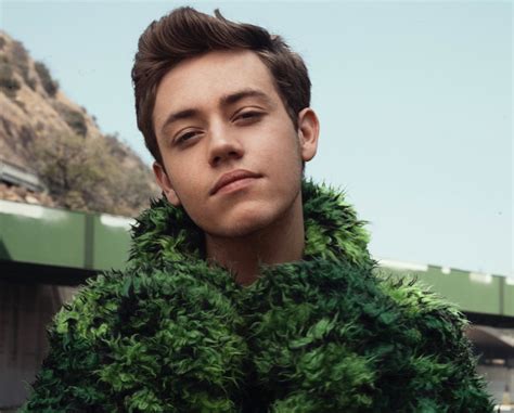 Picture Of Ethan Cutkosky In General Pictures Ethan Cutkosky 1633885907 Teen Idols 4 You