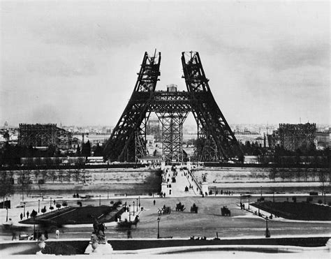 Construction 1888 Gustave Eiffel Old Pictures Old Photos Vintage