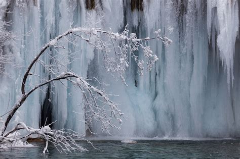 Poster Croatia Plitvice Lakes Winter 2 - TEESHKA