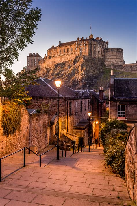 Edinburgh Holidays 2018 : Package & save up to 15% - ebookers.com