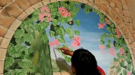 Menyulap Dinding Tangga Dengan Mural Pemandangan Dan Bunga Bunga Cantik