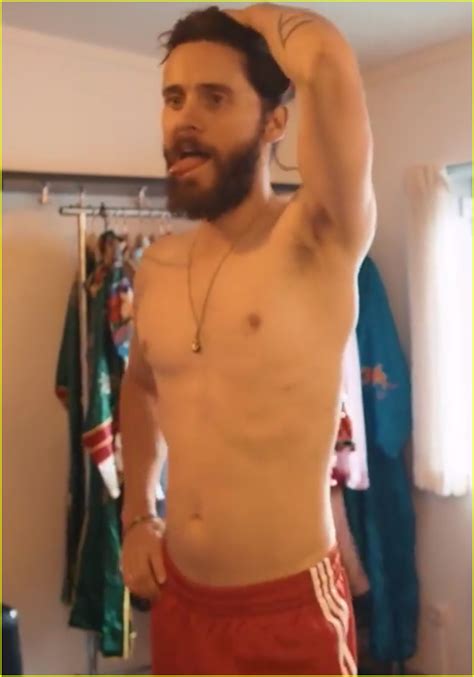 Jared Leto Looks So Hot Dancing Around Shirtless Watch Now Photo 4133678 Jared Leto