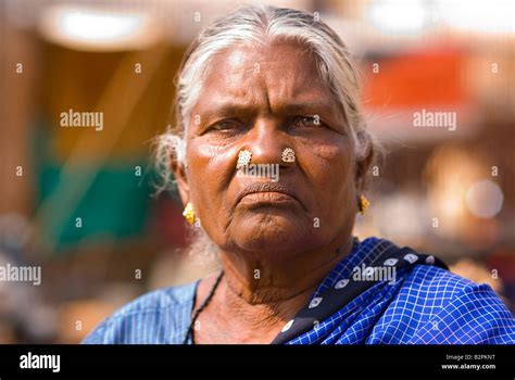 India South India Karnataka Woman Hi Res Stock Photography And Images