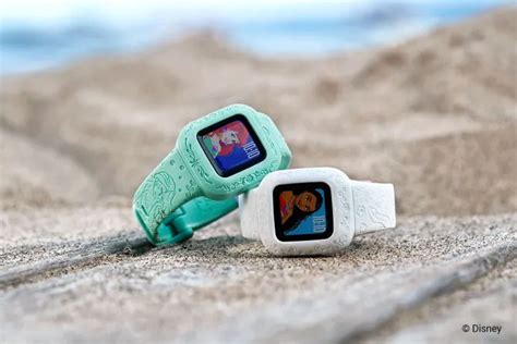 3, adjustable band and documentation. Garmin Vivofit Jr.3 smartwatch for kids unveiled with ...