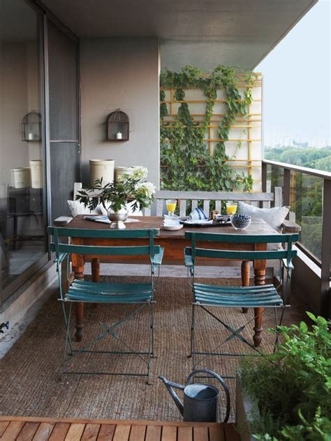 Savvy And Inspiring Balcony Garden Herbs That Will Impress You