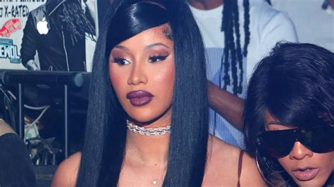 Cardi B Defiantly Returns To Instagram After Accidentally Posting Nude Picture Mirror Online