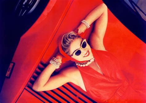 Madonna Nel Video Di Material Girl Movieplayer It