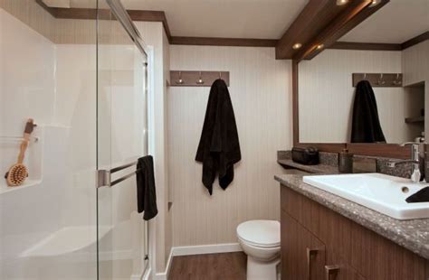 These shipping containers are iso certified, which means that they are brought into business only when they are manufactured and tested as per the the materials used for manufacturing a shipping container is either aluminium or steel, making them excellent to use for dry and packaged cargo. Big Steel Box Bathroom - Luxury Living Quarters ...