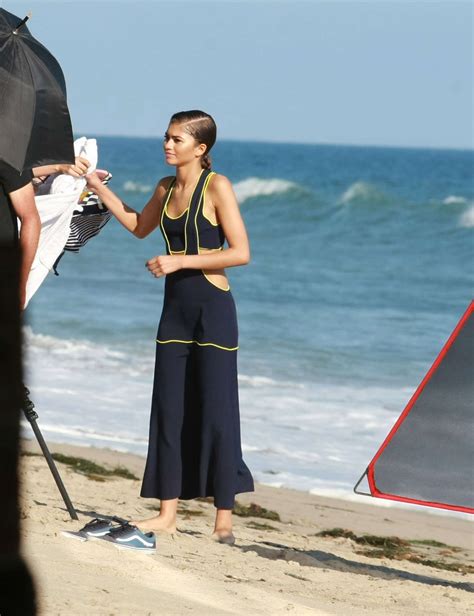 Zendaya Shooting A Music Video On The Beach 16 Gotceleb