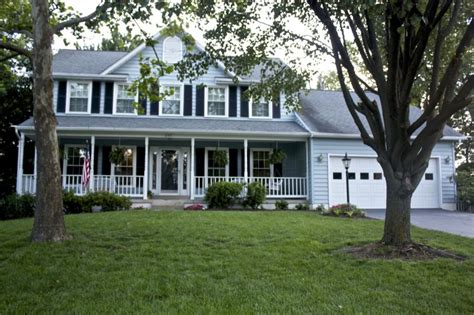 Oct 25 2015 grey house red door front door colors for gray house with black shutters. Painting Shutters Can Totally Change the Look of Your ...