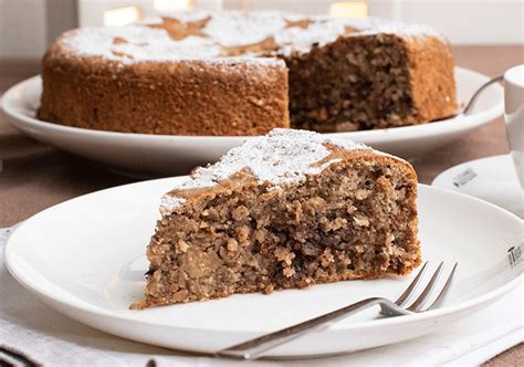 Saftiger Schoko Nuss Kuchen Rezept