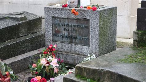 Photo Jim Morrisons Grave In The Pere Lachaise Cemetery In Paris