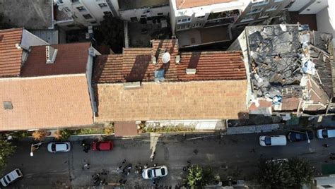 Jun 05, 2021 · edinilen son dakika bilgisine göre, i̇zmir'de 3.6 şiddetinde bir deprem meydana geldi. Kandilli Rasathanesi 26 Eylül 2019 son depremler listesi ...