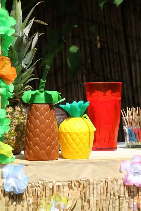 How To Build A Tiki Bar Using Old Pallets Part 2
