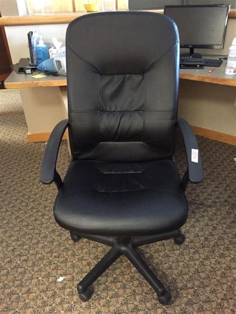 It provides a statement, a message. IKEA Verner Black leather like office chair ...