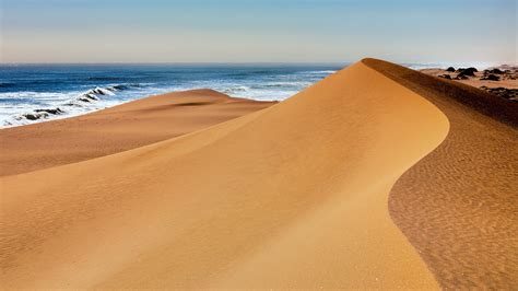 Namibia Desert Beach Sand Dune In Sandwich Harbour Windows Spotlight