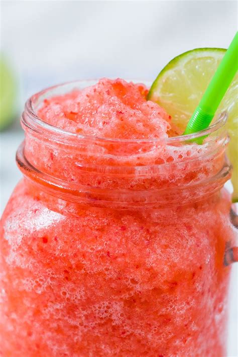 Strawberry Lemonade Slushie Recipe — Eatwell101