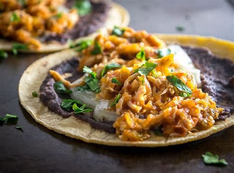 A Brief History Of Tinga A Traditional Mexican Dish Unomastaquiza