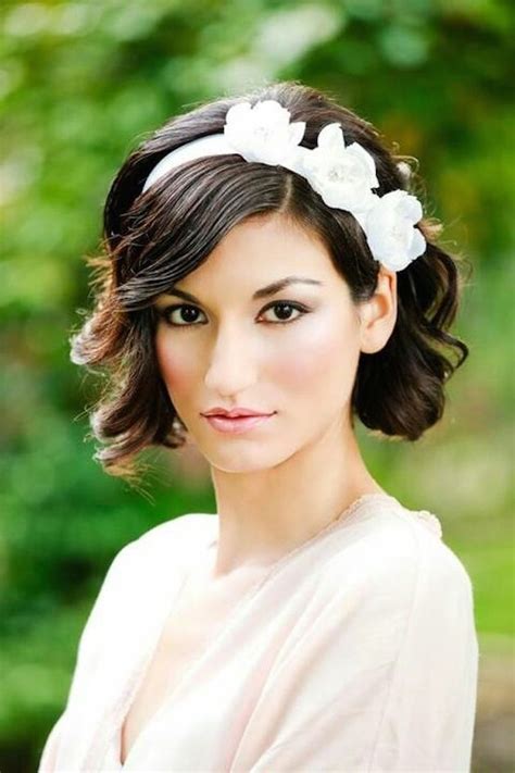 30 Ways To Style Short Hair For Your Wedding Bridal Musings Headband Hairstyles Bob Wedding