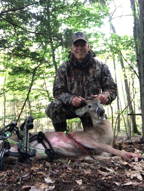 Deer2 Michigan Sportsman Online Michigan Hunting And Fishing Resource