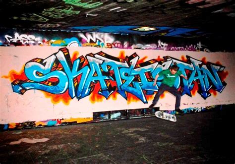 Graffiti Skate Park Graffiti Art Neon Signs Skateboarding Fun