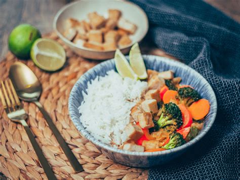 Veganes rotes Thai Curry mit Tofu - Tabea-Santana