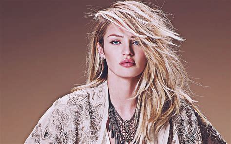 Candice Swanepoel South African Celebrity Fashion Models Candice