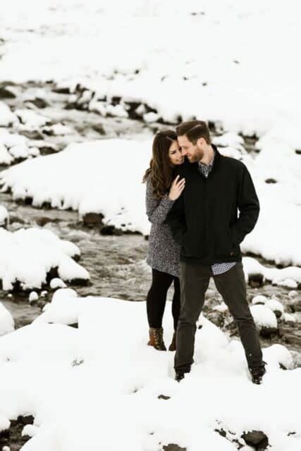 10 Tips For Planning A Winter Engagement Photoshoot Beyond Frosting