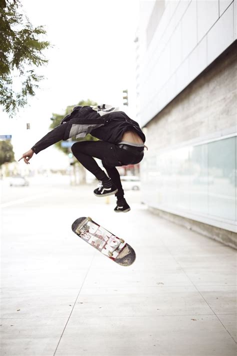 Pin By Marcos C On Vueling Skate Girl Skateboard Photography