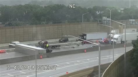 Milwaukee Traffic Southbound Lanes Of I 9443 Reopen After Crash