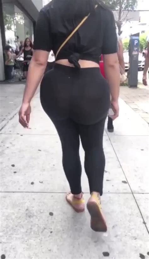 Real Niggae On Twitter Rt Crazyycandids Huge Booty Latina 🔥🔥 Candid Leggings Creepshot