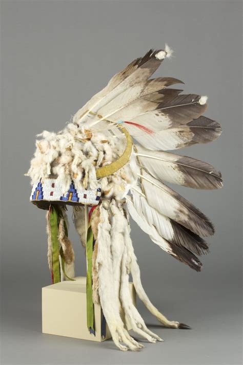 nez perce artist headdress ca 1885 ermine felt and feathers native american headdress