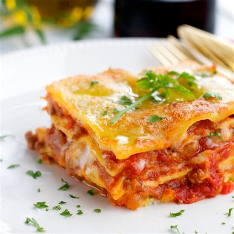 lasagna bechamel meat sauce
