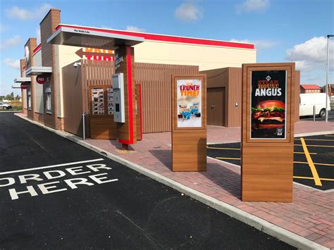 Images As Burger King Drive Thru Opens At The Quadrant Lincolnshire Live