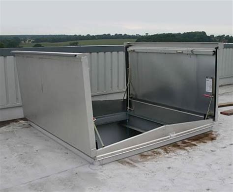 Roof hatches are described by characteristics such as third party accreditation, format and door. Type D-50T equipment access roof hatch | Bilco UK | ESI ...