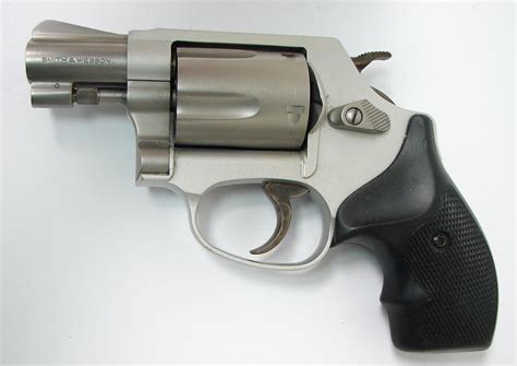 Smith And Wesson 637 1 Airweight 38 Special Caliber Revolver Snubnose Pocket Gun In Excellent