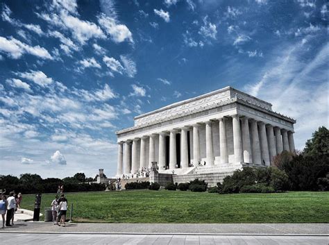 Must See Monuments And Memorials On The National Mall