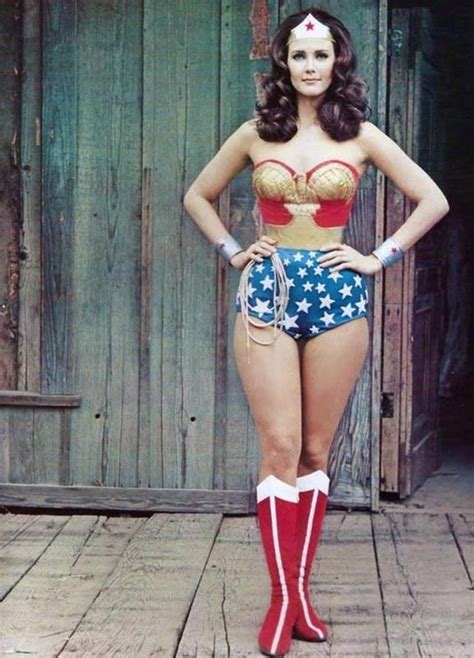 Rare Photos Of The Most Fascinating People Of Our Past Groovy History Wonder Woman Pictures