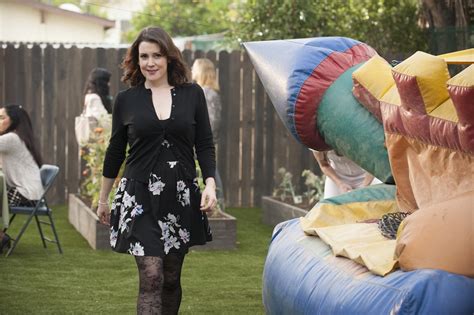 Melanie Lynskey As Michelle Pierson On TOGETHERNESS 2015 Colleen